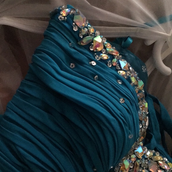 ❄️Cinderella Butterfly Dress❄️ - Picture 3 of 5